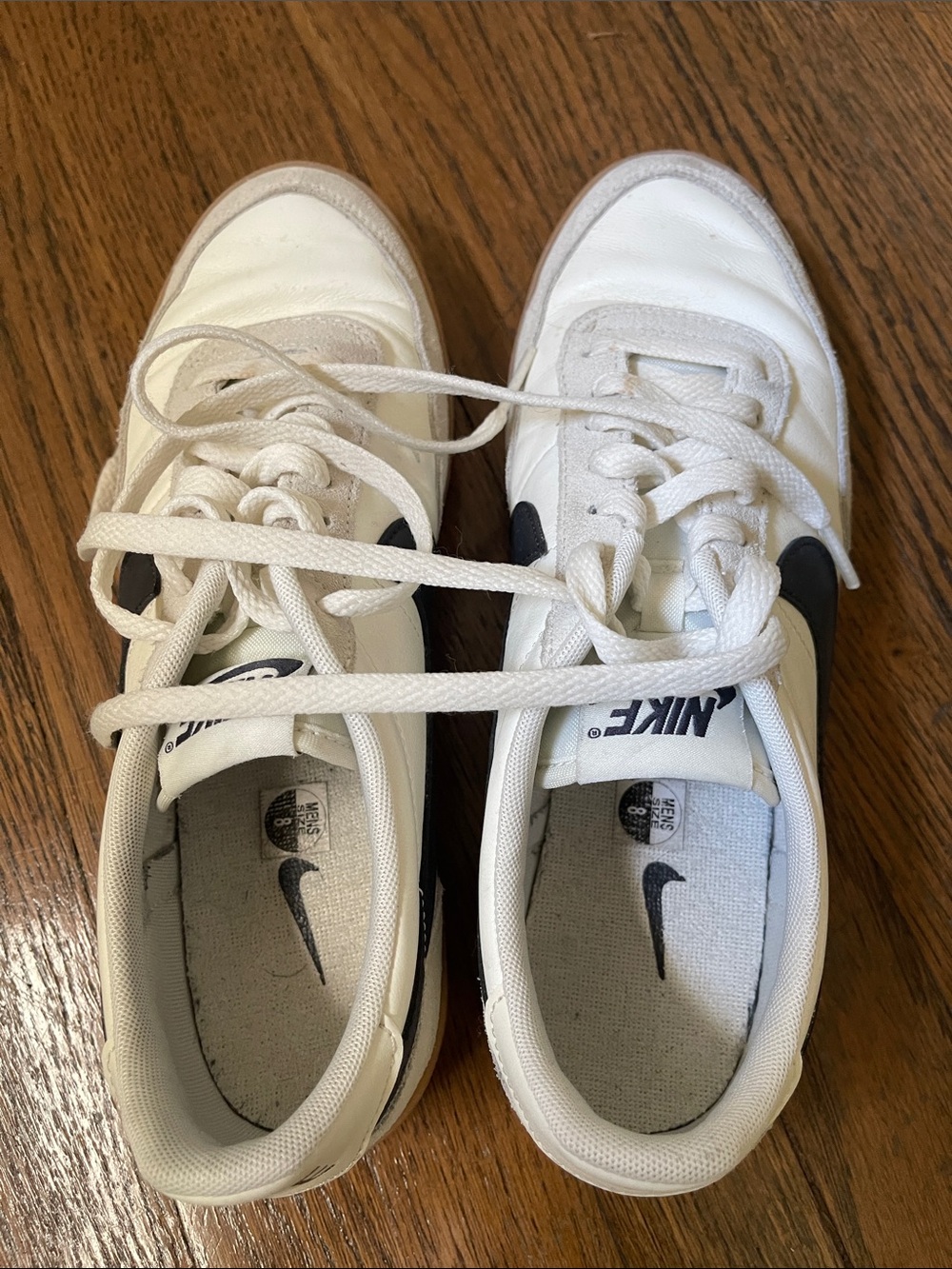 Nike White Sneakers with navy Blue Swoosh Killshot 2